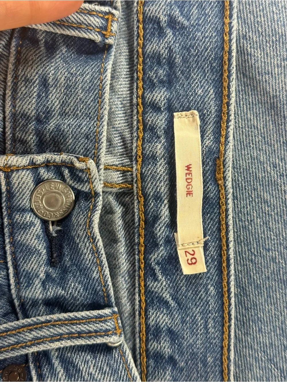 Levi's Wedgie Straight Leg Jeans | 29 High Rise | Raw Hem | 100% Cotton